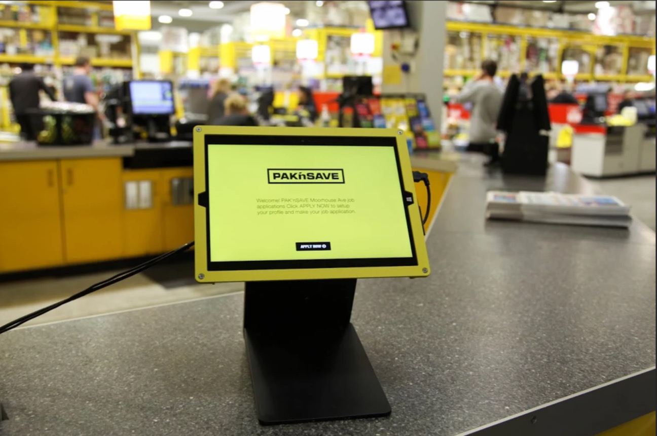 Snaffle Pak'n'save Kiosk (1)